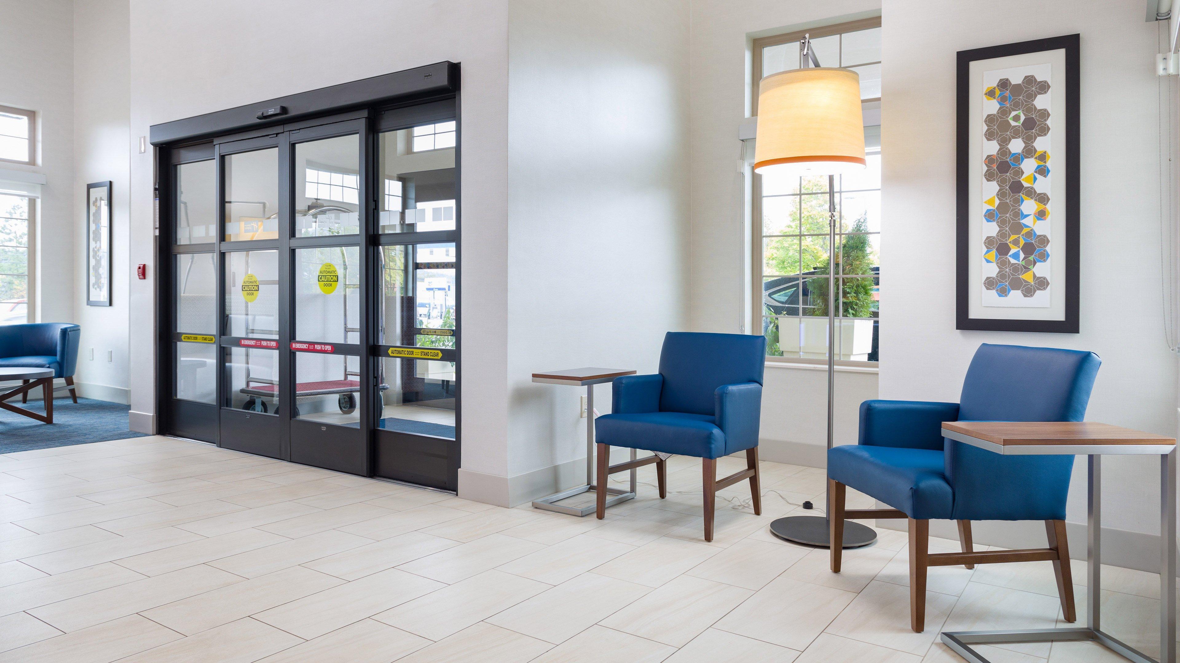 Holiday Inn Express & Suites Hood River By Ihg Exterior photo