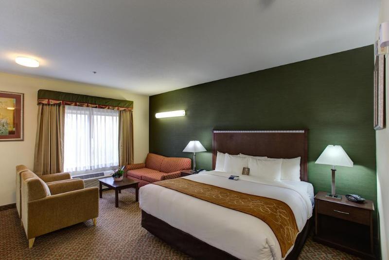 Holiday Inn Express & Suites Hood River By Ihg Exterior photo