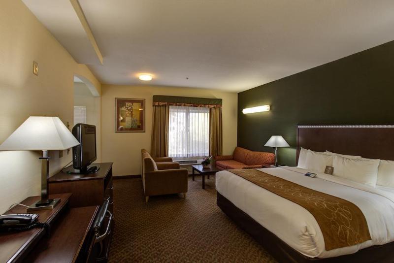 Holiday Inn Express & Suites Hood River By Ihg Exterior photo